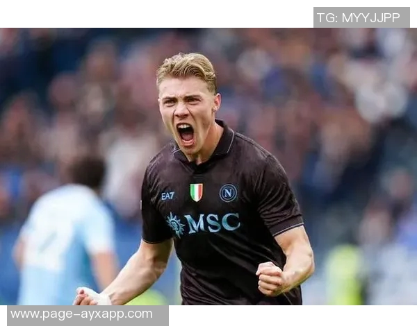 霍伊伦怒火中烧被对手拉倒失误后愤怒吼叫引发场上紧张气氛